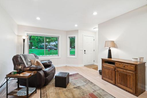 2040 Ridge Drive, 12, Saint Louis Park, MN 55416