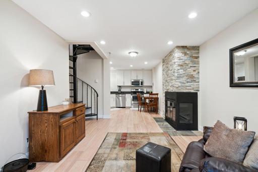 2040 Ridge Drive, 12, Saint Louis Park, MN 55416