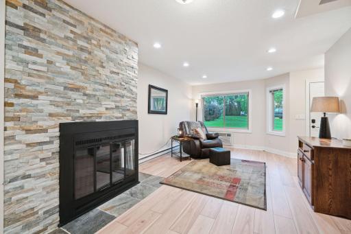 2040 Ridge Drive, 12, Saint Louis Park, MN 55416