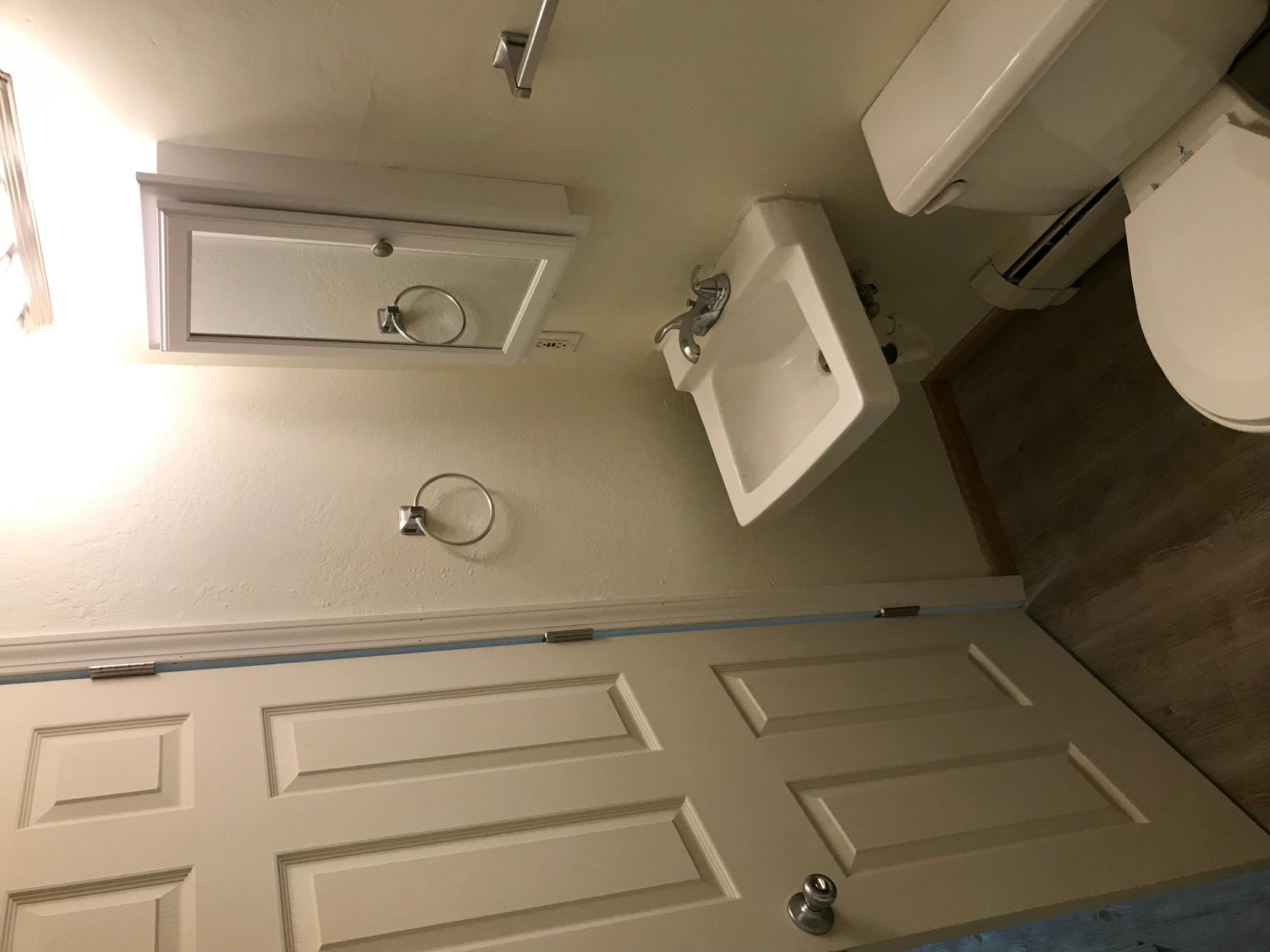 Bathroom.JPG