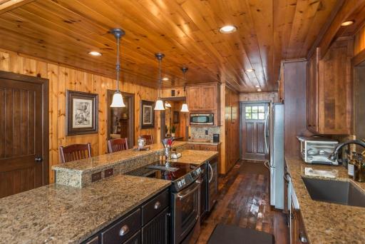 10634 County 77 SW, Nisswa, MN 56468