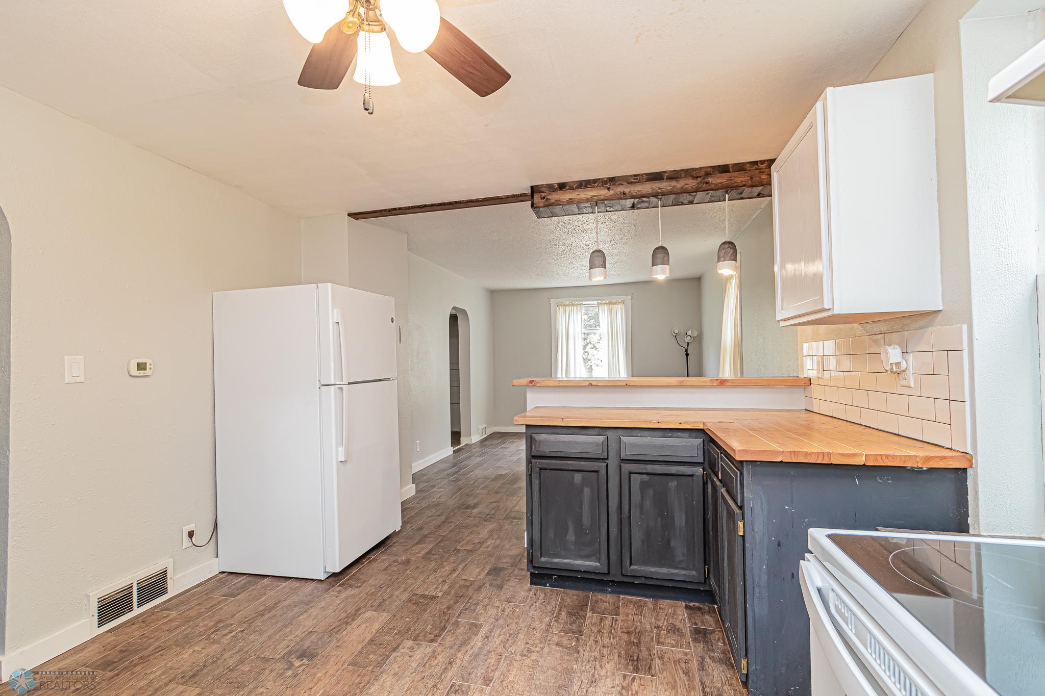 802 3rd St S, Moorhead, MN 56560-16.jpg