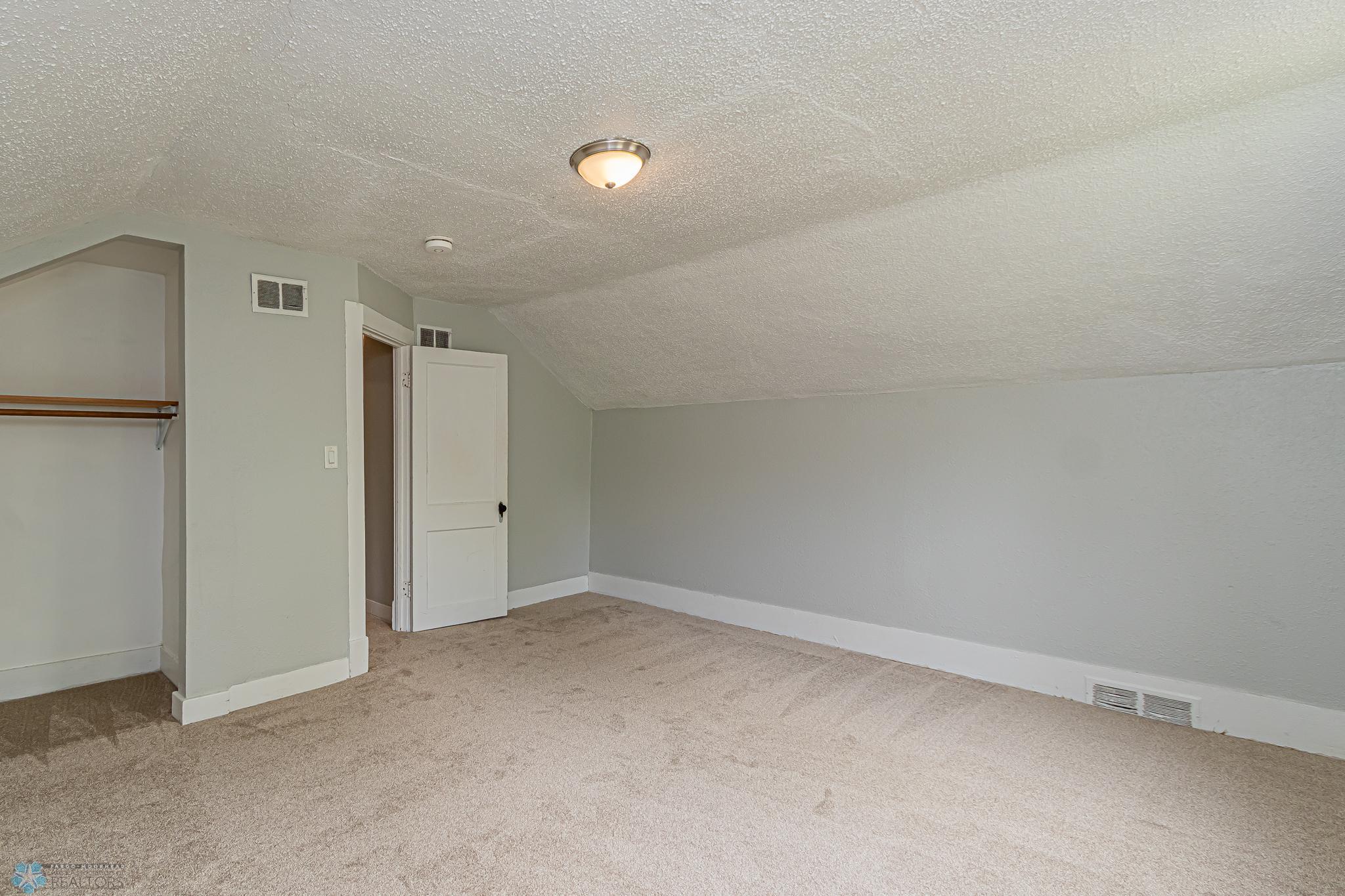 802 3rd St S, Moorhead, MN 56560-26.jpg