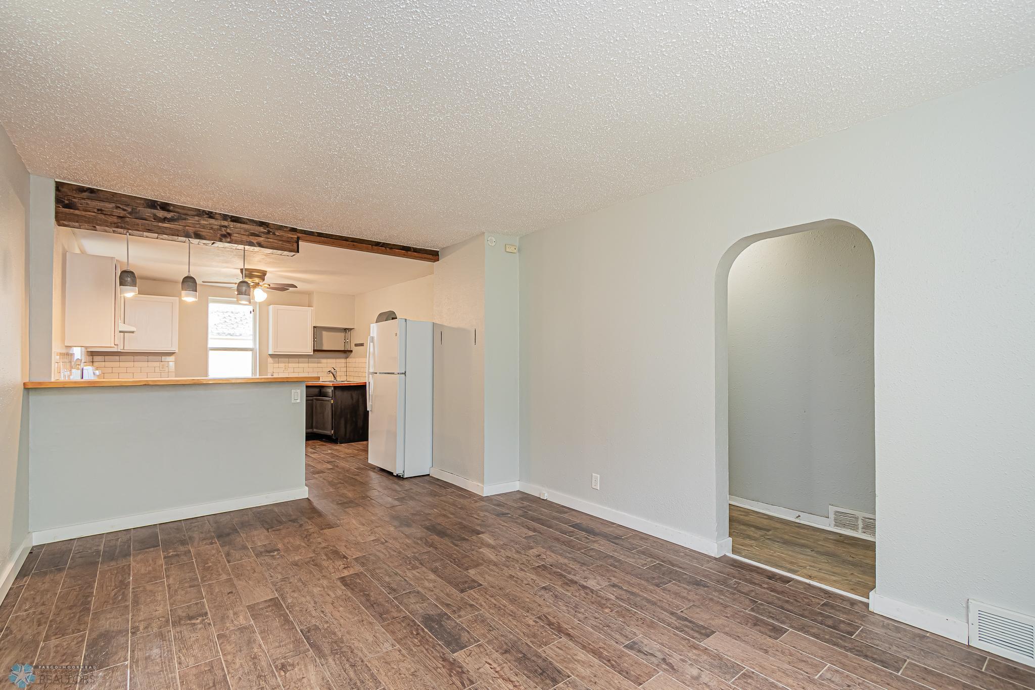 802 3rd St S, Moorhead, MN 56560-11.jpg