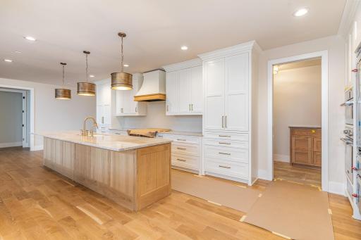 6300 Brookview Avenue, Edina, MN 55424