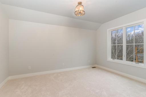 6300 Brookview Avenue, Edina, MN 55424