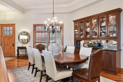 Lovely built-ins off of dining space great for china/glasswear storage.