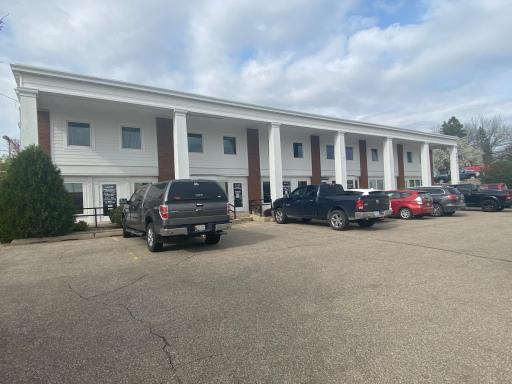 1027 7th Street NW, Rochester, MN 55901