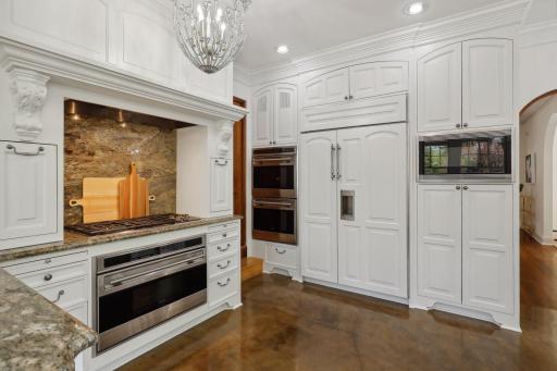 2029 Summit Avenue, Saint Paul, MN 55105