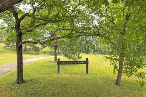 Mathews Park - Blocks away