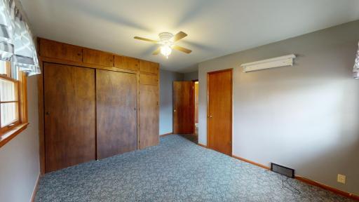 bedroom 1- main level