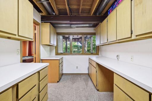 900 Brockton Lane N, Plymouth, MN 55447