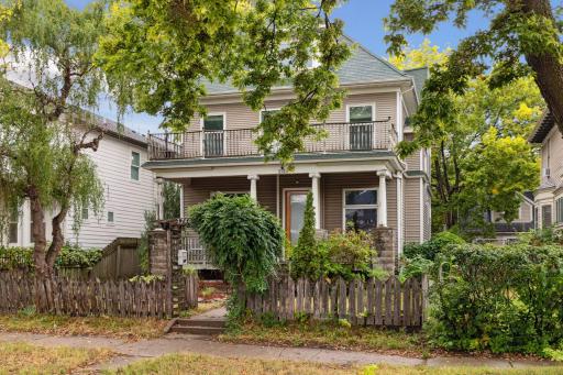 3744 Park Avenue, Minneapolis, MN 55407