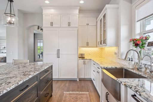 5046 Settlers Court, Independence, MN 55359