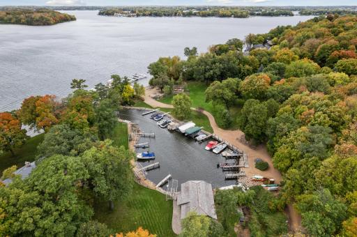 28065 Boulder Bridge Drive, Excelsior, MN 55331