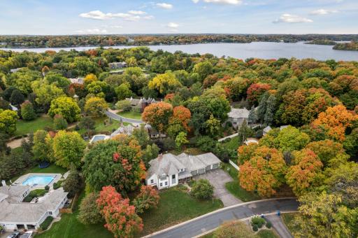 28065 Boulder Bridge Drive, Excelsior, MN 55331