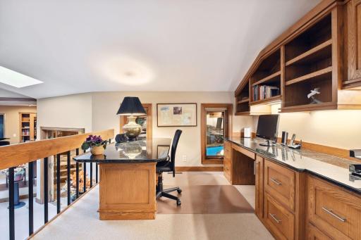 200 Black Oaks Lane, Plymouth, MN 55391