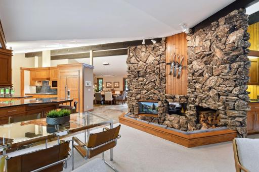 200 Black Oaks Lane, Plymouth, MN 55391