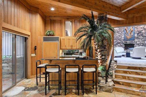 200 Black Oaks Lane, Plymouth, MN 55391