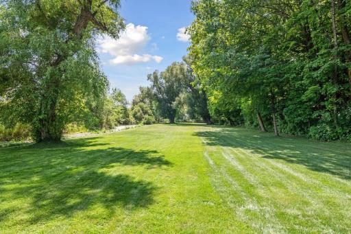 200 Black Oaks Lane, Plymouth, MN 55391