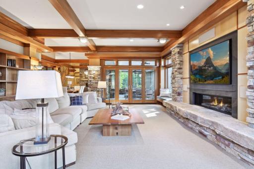 265 Hawthorne Road, Hopkins, MN 55343