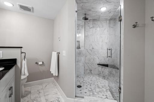 540 Indian Mound Street, 1B, Wayzata, MN 55391
