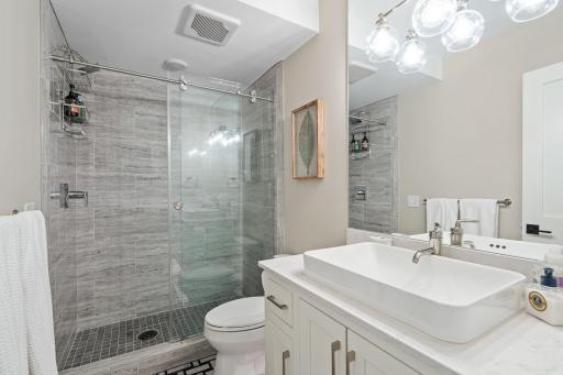 540 Indian Mound Street, 1B, Wayzata, MN 55391