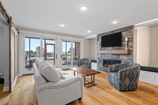 540 Indian Mound Street, 1B, Wayzata, MN 55391