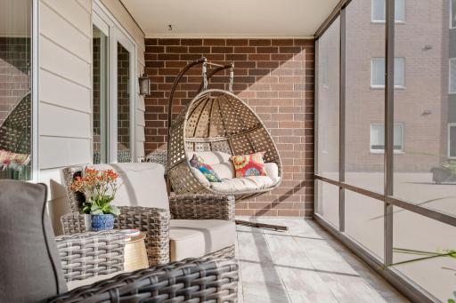 540 Indian Mound Street, 1B, Wayzata, MN 55391