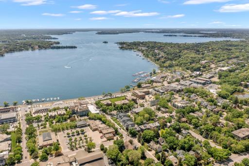 540 Indian Mound Street, 1B, Wayzata, MN 55391
