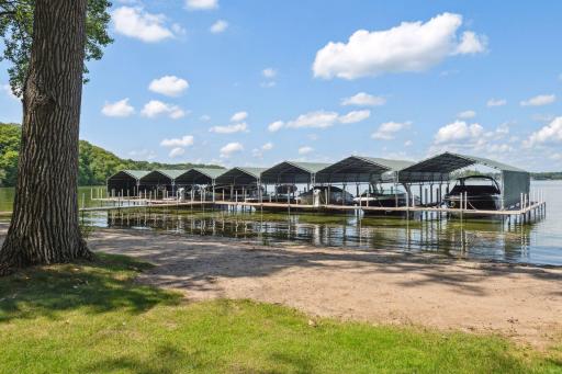 4220 Trillium Lane E, Minnetrista, MN 55364