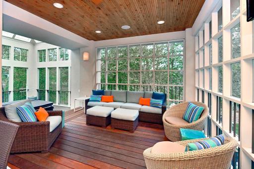 lounge area off kitchen