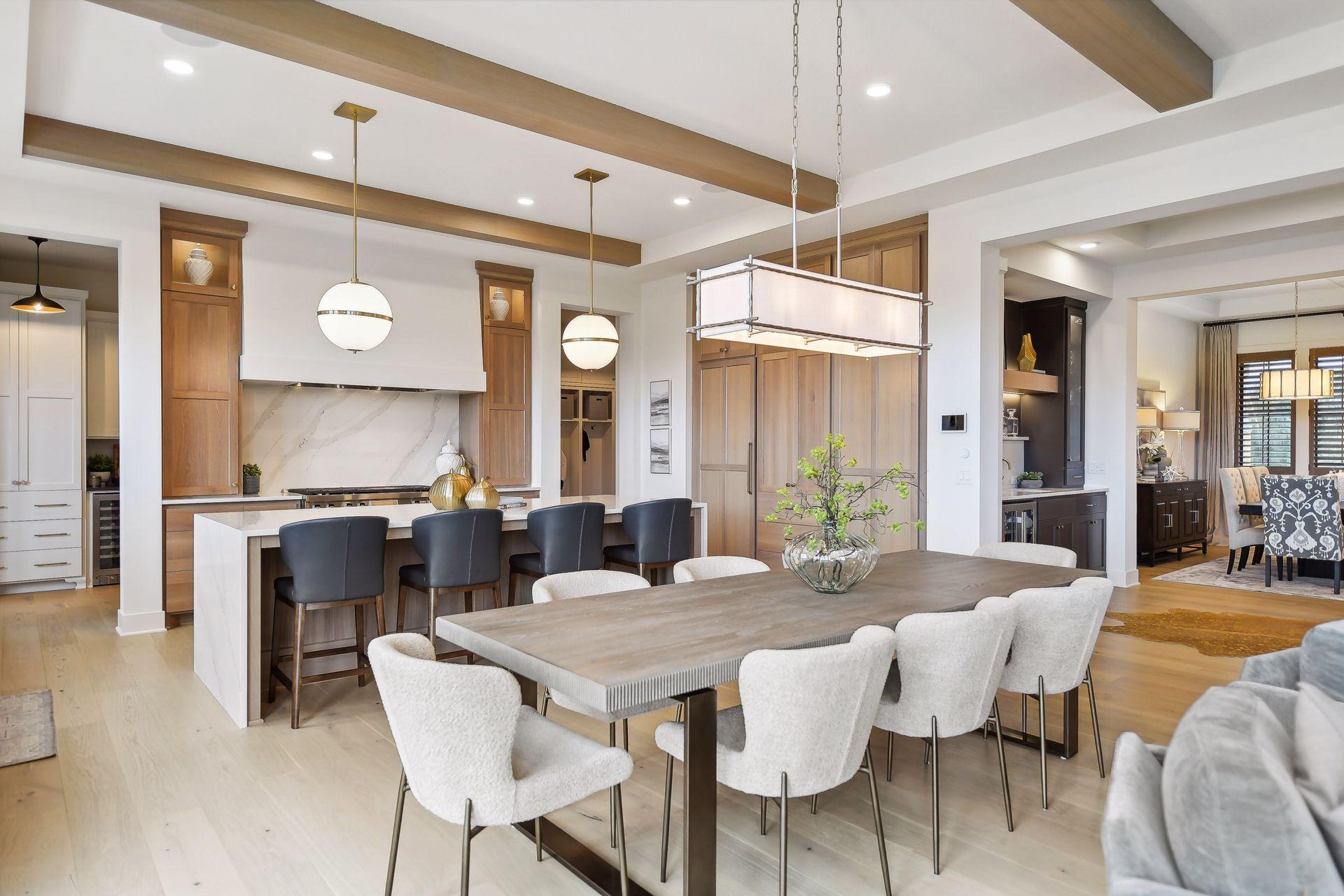 Absolutely stunning chef's kitchen!