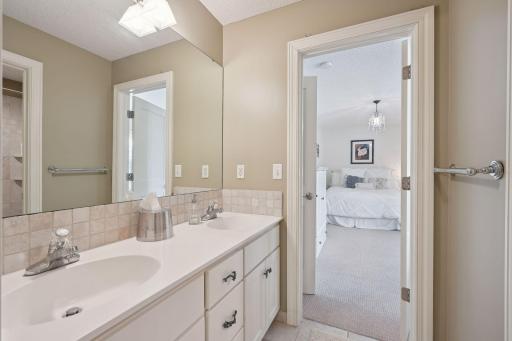 Two of the Junior Bedrooms share this Jack-and-Jill Bathroom.