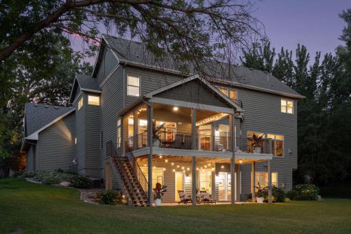1475 Kingsview Lane N, Plymouth, MN 55447