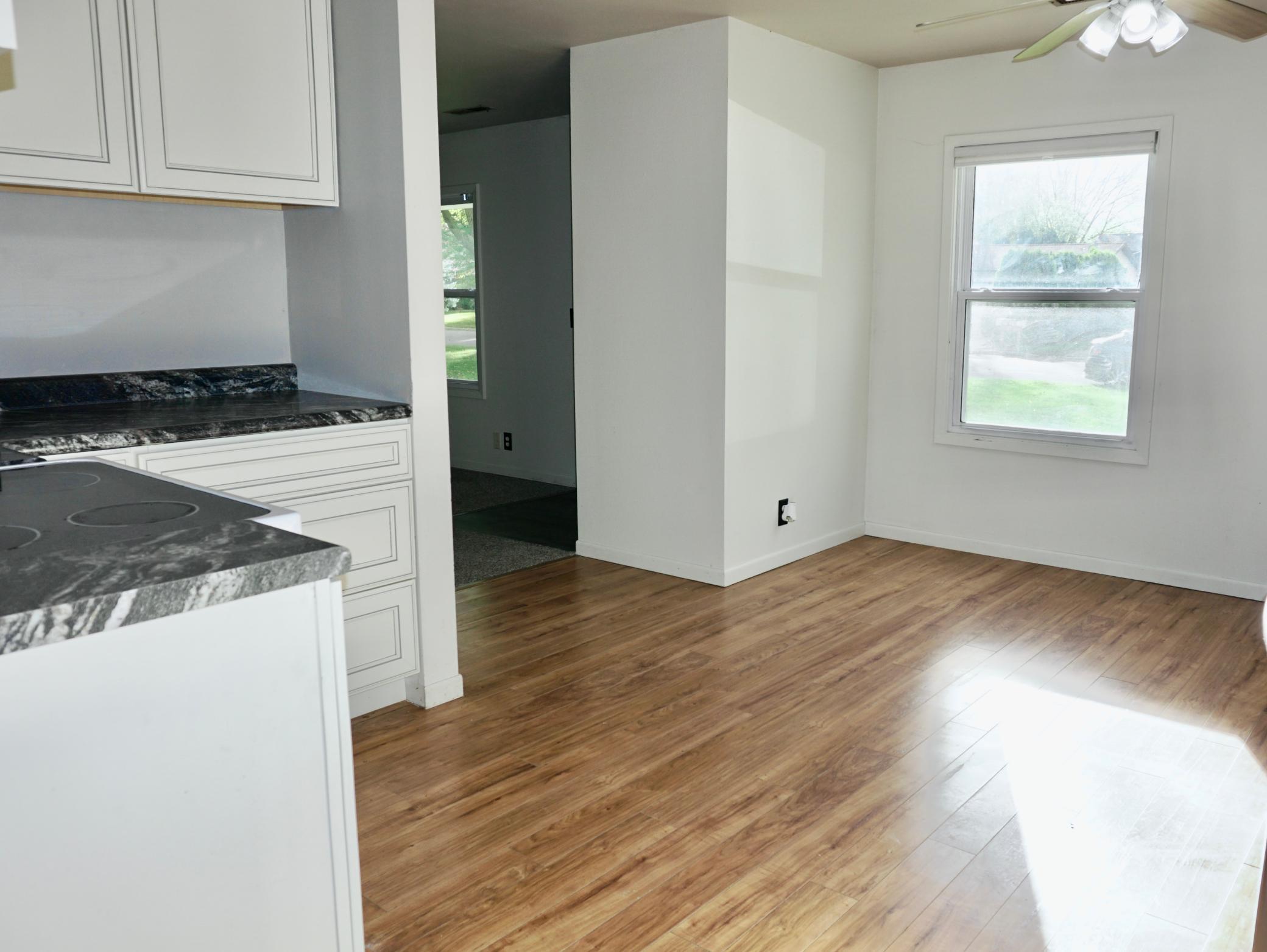 Kitchen.b.jpg