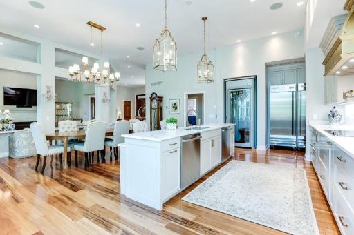 2205 Wildwood Drive, Shakopee, MN 55379