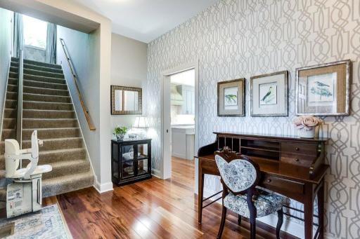 2205 Wildwood Drive, Shakopee, MN 55379