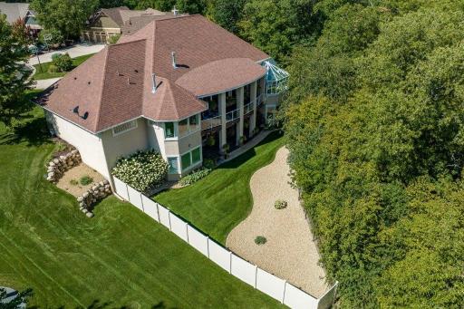 2205 Wildwood Drive, Shakopee, MN 55379