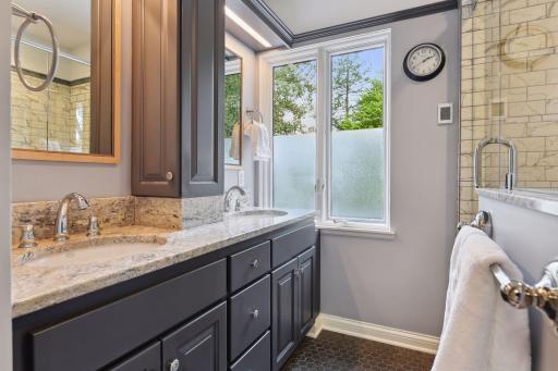 2848 WEST RIVER PKWY, Minneapolis, MN 55406