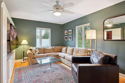 2848 WEST RIVER PKWY, Minneapolis, MN 55406