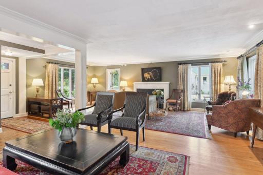 2848 WEST RIVER PKWY, Minneapolis, MN 55406