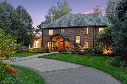 2848 WEST RIVER PKWY, Minneapolis, MN 55406