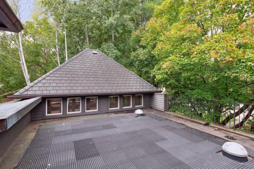 2848 WEST RIVER PKWY, Minneapolis, MN 55406