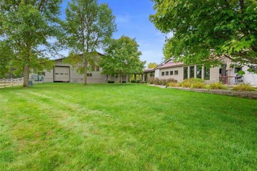 10668 Kimball Avenue NW, Annandale, MN 55302