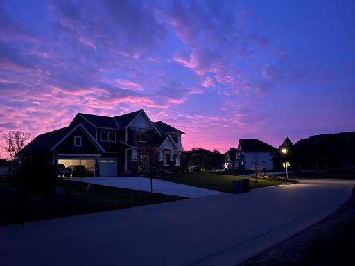 Stunning - truly remarkable! Awesome neighborhood