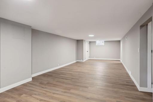 5609 Thomas Avenue S, Minneapolis, MN 55410