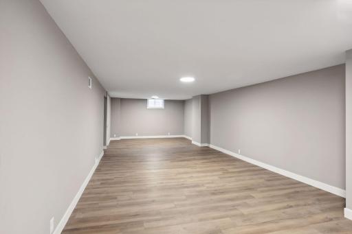 5609 Thomas Avenue S, Minneapolis, MN 55410