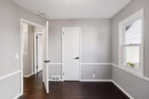 5609 Thomas Avenue S, Minneapolis, MN 55410