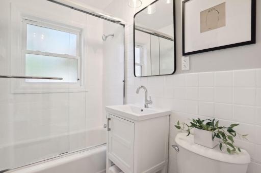 5609 Thomas Avenue S, Minneapolis, MN 55410